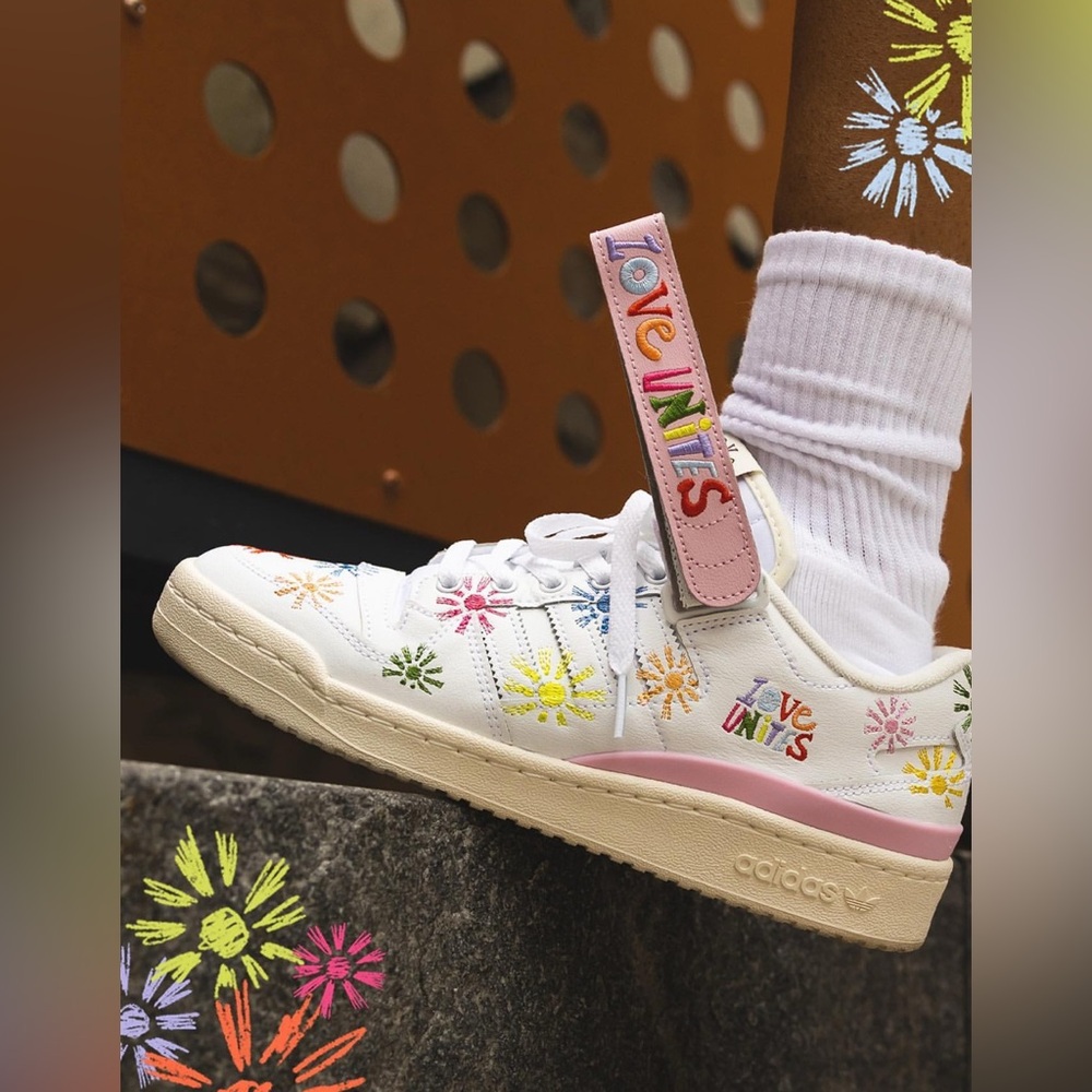 Adidas' White Sneakers with Colorful Floral Design